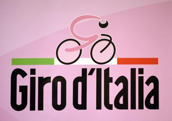 Featured image for “Frosinone, indetto il concorso “Vetrine in rosa””