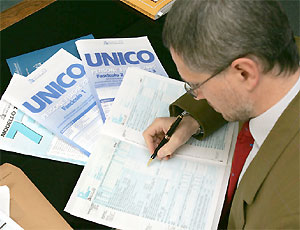Featured image for “Modello Unico 2010, per gli studi di settore arriva la proroga”
