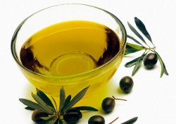 Featured image for “Per l’olio extravergine di oliva obbligatorio il tappo “antirabocco””